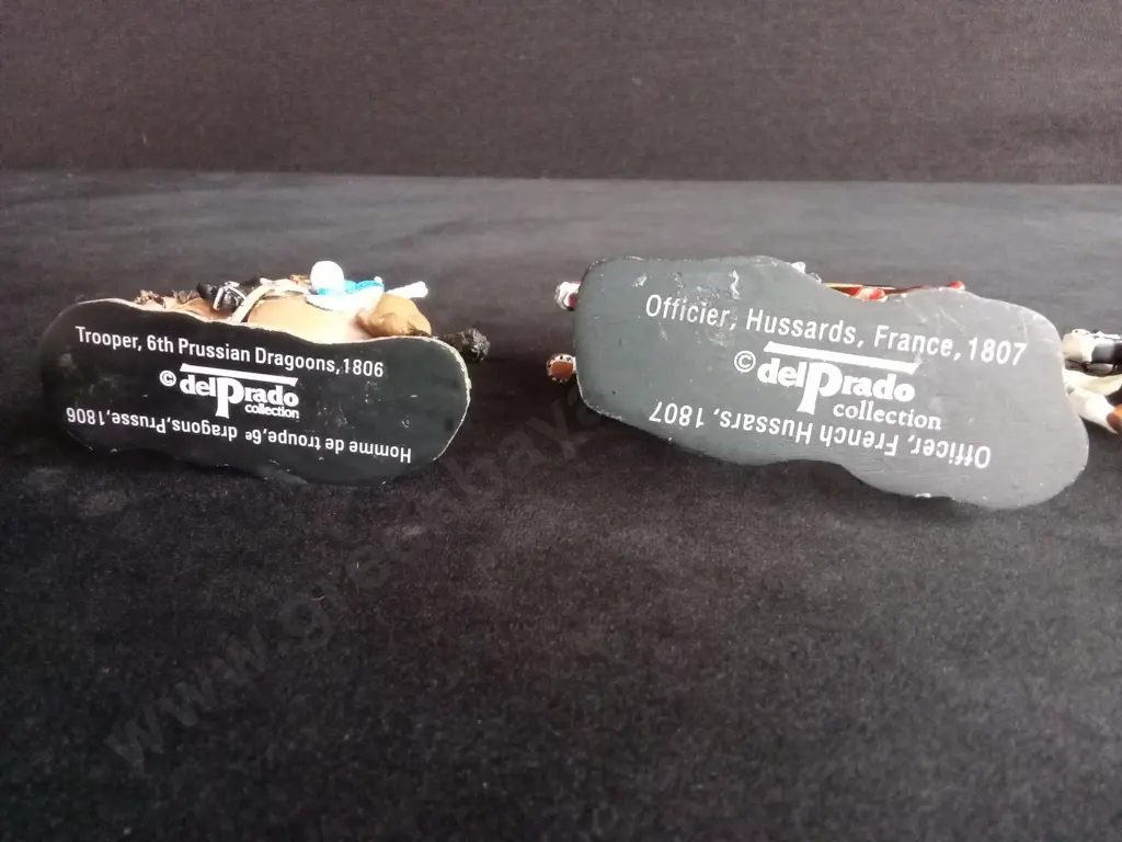 2 DELPRADO COLLECTION MODELS PLUS ONE SOLDIERS OF THE WORLD MODEL Image 1++