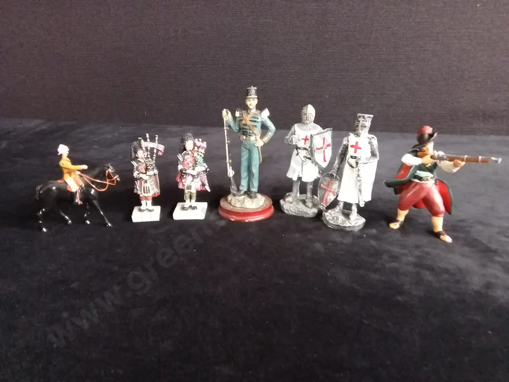 6 VARIOUS RESIN SOLDIER MODELS PLUS CAST MOUNTED SOLDIER Image 1++