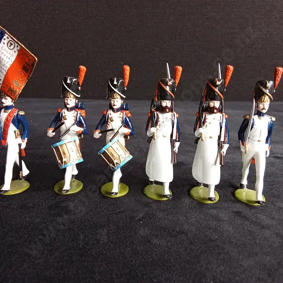 IMPERIAL PRODUCTIONS 1:32 SCALE SOLDIERS, NO.110 GRENADIERS A PIED HEAD OF COLUMN BOXED