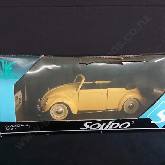 1 1:18 SCALE SOLIDO PRESTIGE VOLKSWAGEN BEETLE COCCINELLE OPEN MODEL BOXED
