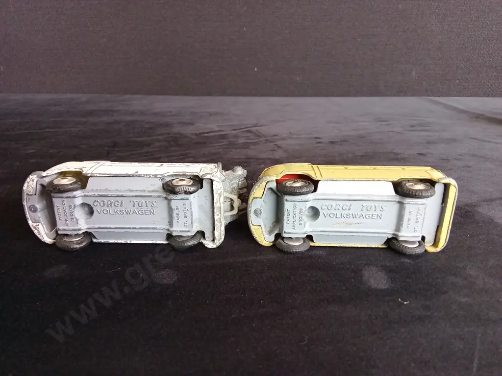 7 VINTAGE VOLKSWAGEN MODELS INC TONKA, CORGI AND MICRO MODELS Image 1++