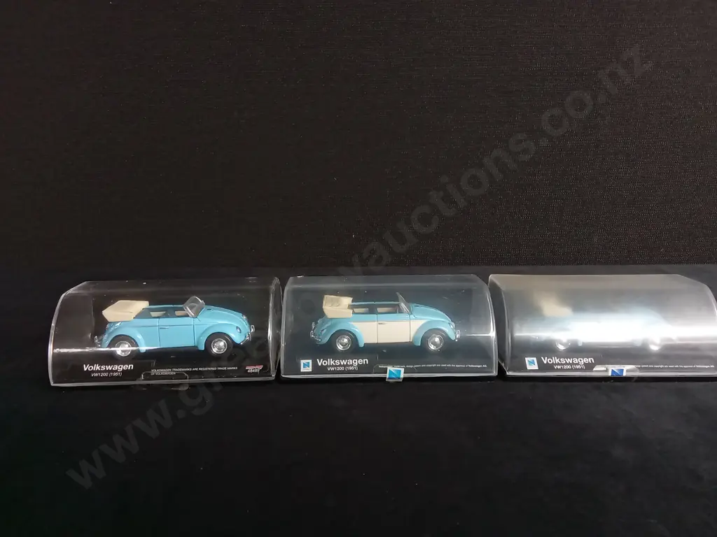 3 1:43 SCALE NEW-RAY 1951 VOLKSWAGEN BOXED Image 1++