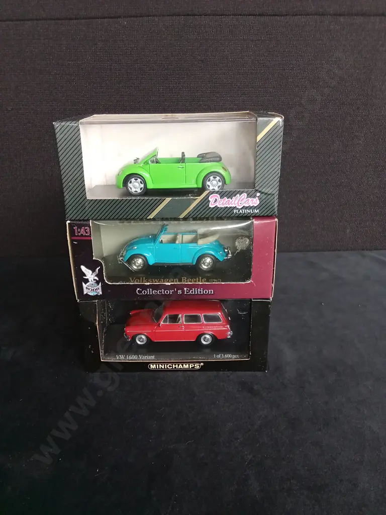 3 1:43 SCALE VOLKSWAGEN BEETLE MODELS BY DETAIL CARS, ROAD AND MINICHAMPS BOXED Image 1++