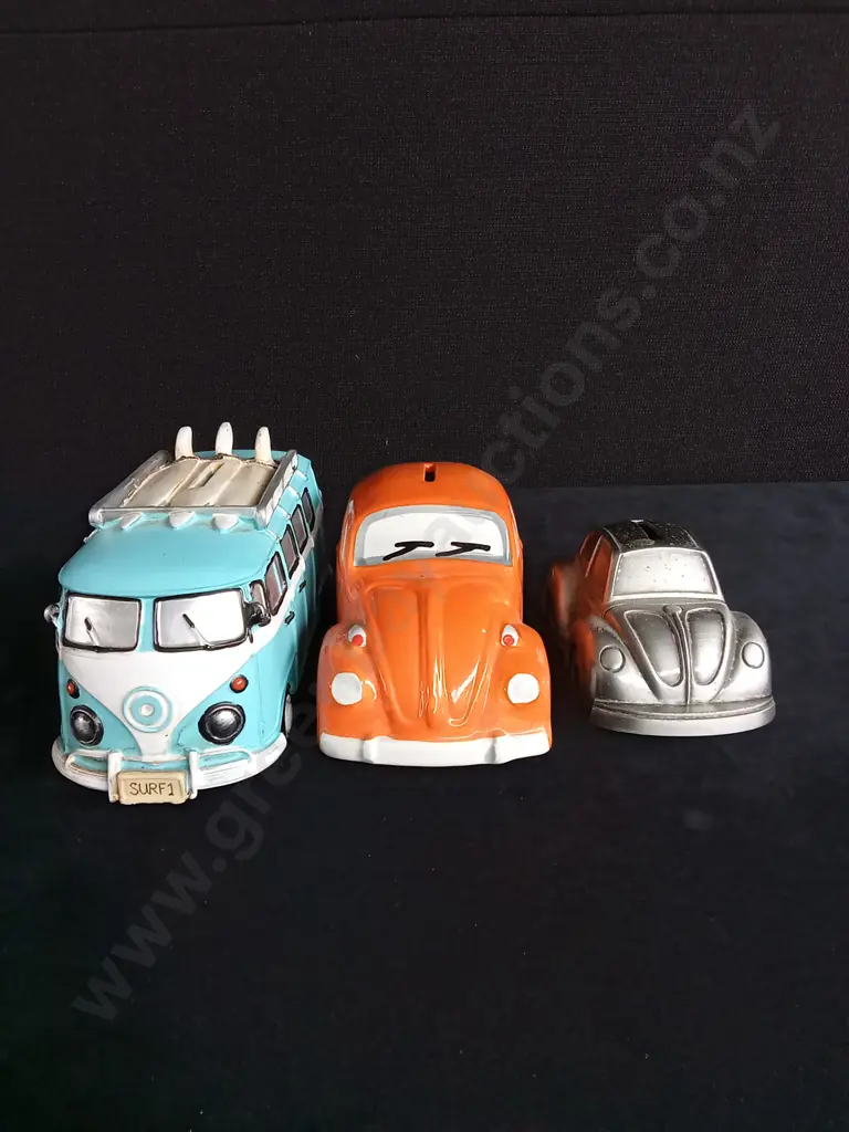 3 VOLKSWAGEN MONEY BOXES Image 1++