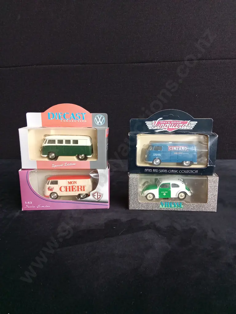 4 1:43 SCALE MODELS, DAYS GONE VANGUARDS, VITESSE, DIECAST COLLECTOR, EDISON GIOCATTOLI KOMBI & BETTLE MODELS BOXED Image 1++