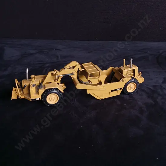 1:50 SCALE VINTAGE NZG DIECAST CATERPILLAR 627 SCRAPER MODEL MADE IN WEST GERMANY