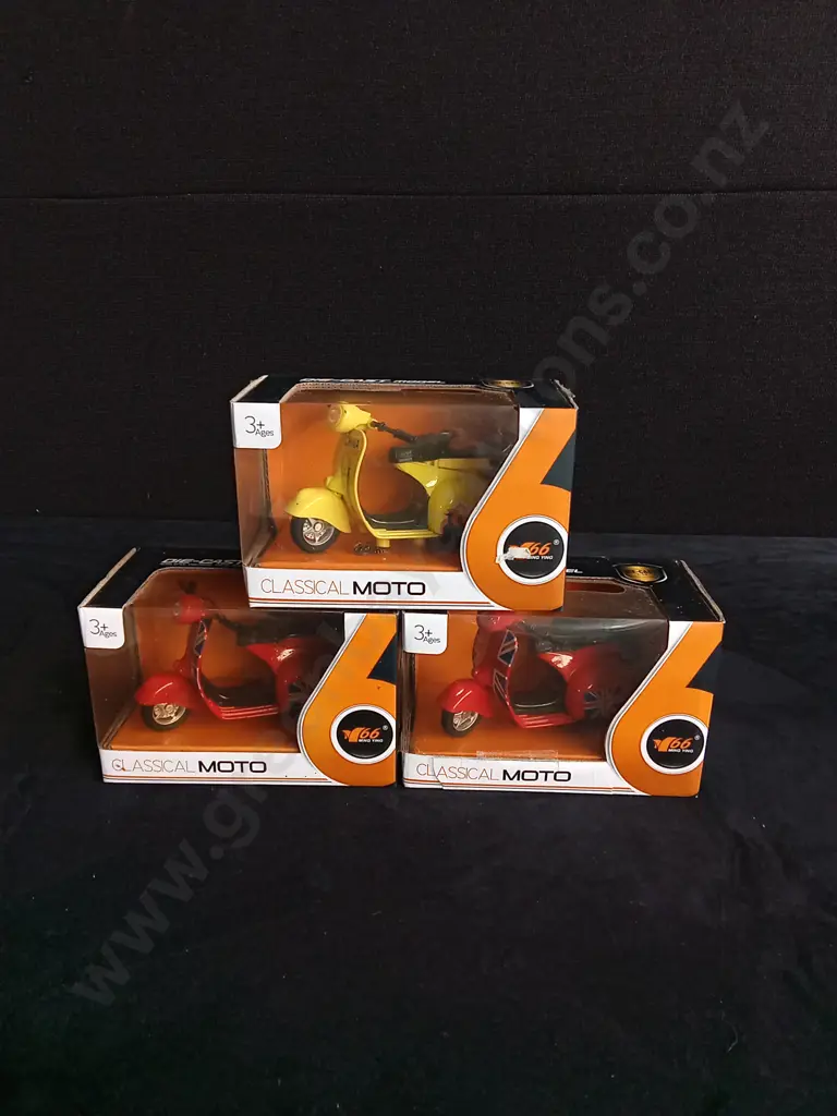 3 1:14 SCALE MING YING MY66 DIECAST SCOOTER MODELS, BOXED Image 1++