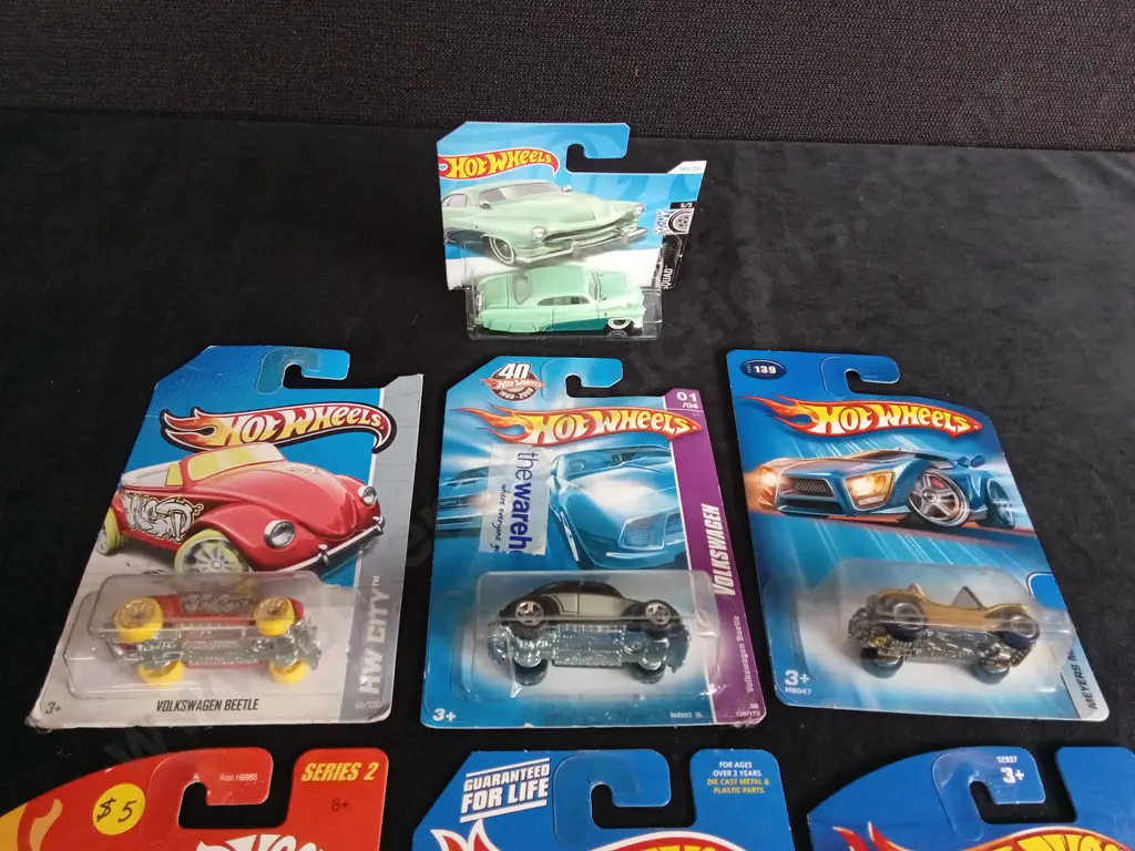 7 BOXED HOT WHEELS MODELS Image 1++