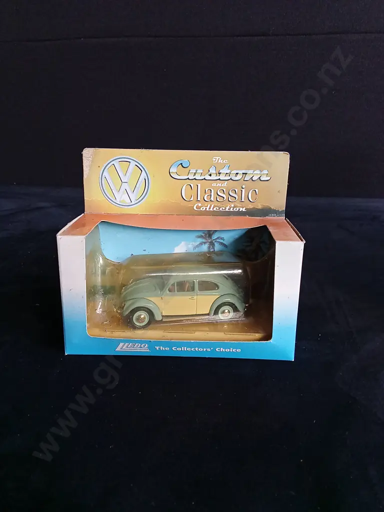 3 1:43 SCALE LLEDO VOLKSWAGEN MODELS, BOXED Image 1++