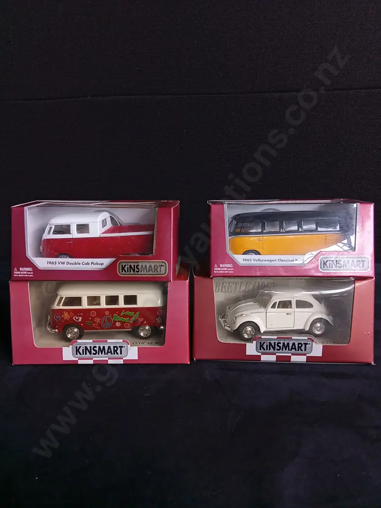 4 1:32 SCALE KINSMART VOLKSWAGEN MODELS, BOXED Image 1++