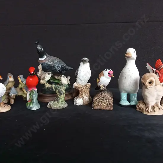 COLLECTION OF BIRD FIGURES