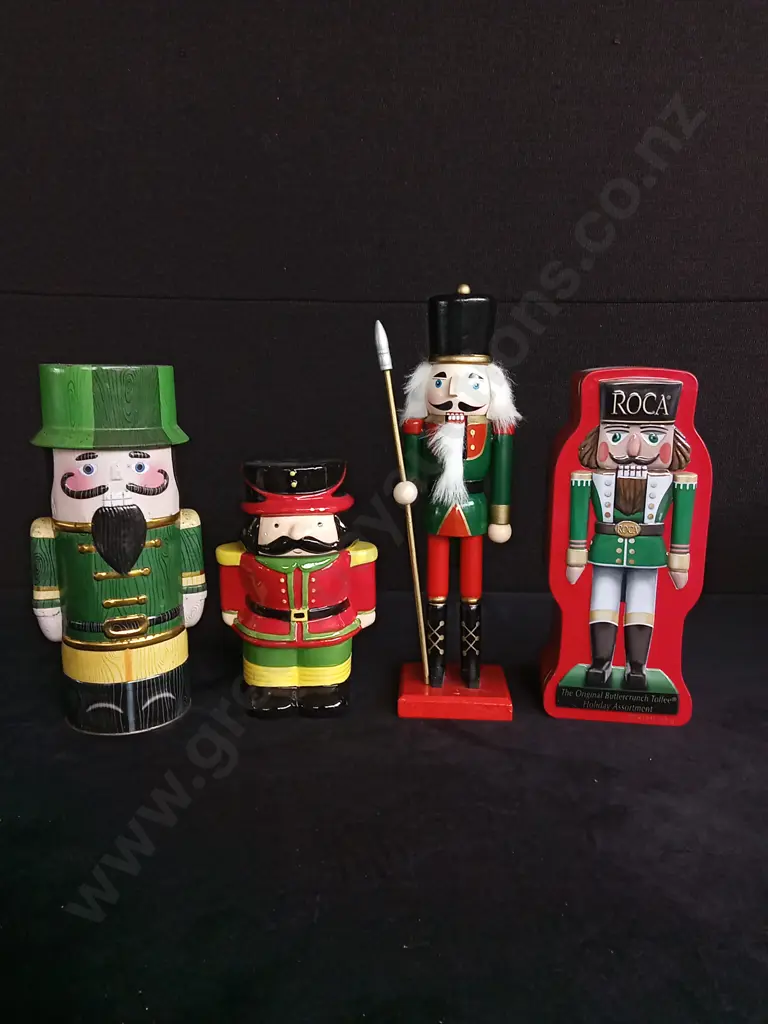 4 NUTCRACKER ITEMS Image 1++