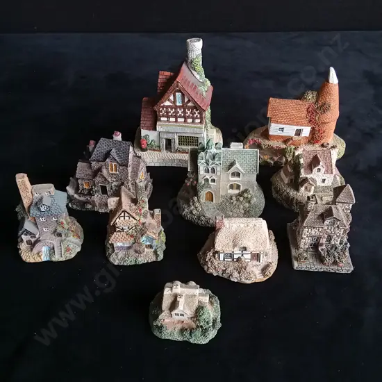 10 DECORATIVE HOUSE ORNAMENTS