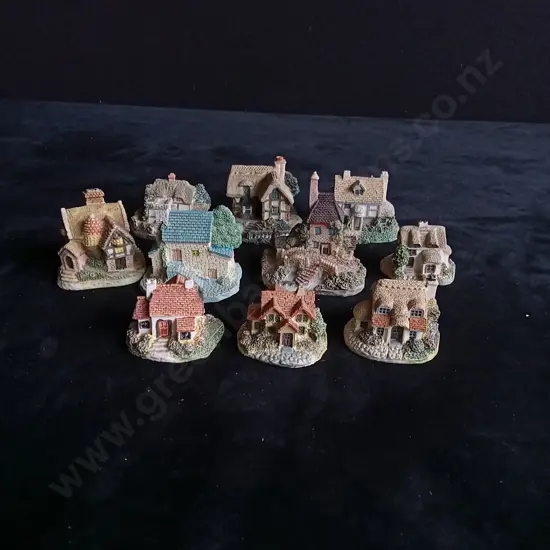 10 MINIATURE HOUSE ORNAMENTS