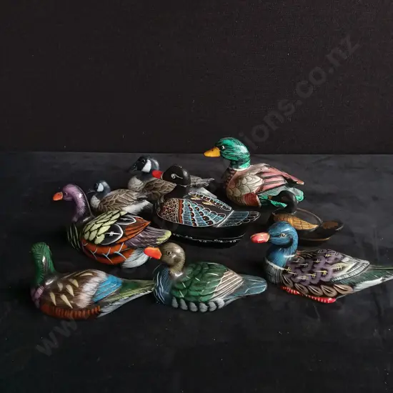 9 DUCK ORNAMENTS