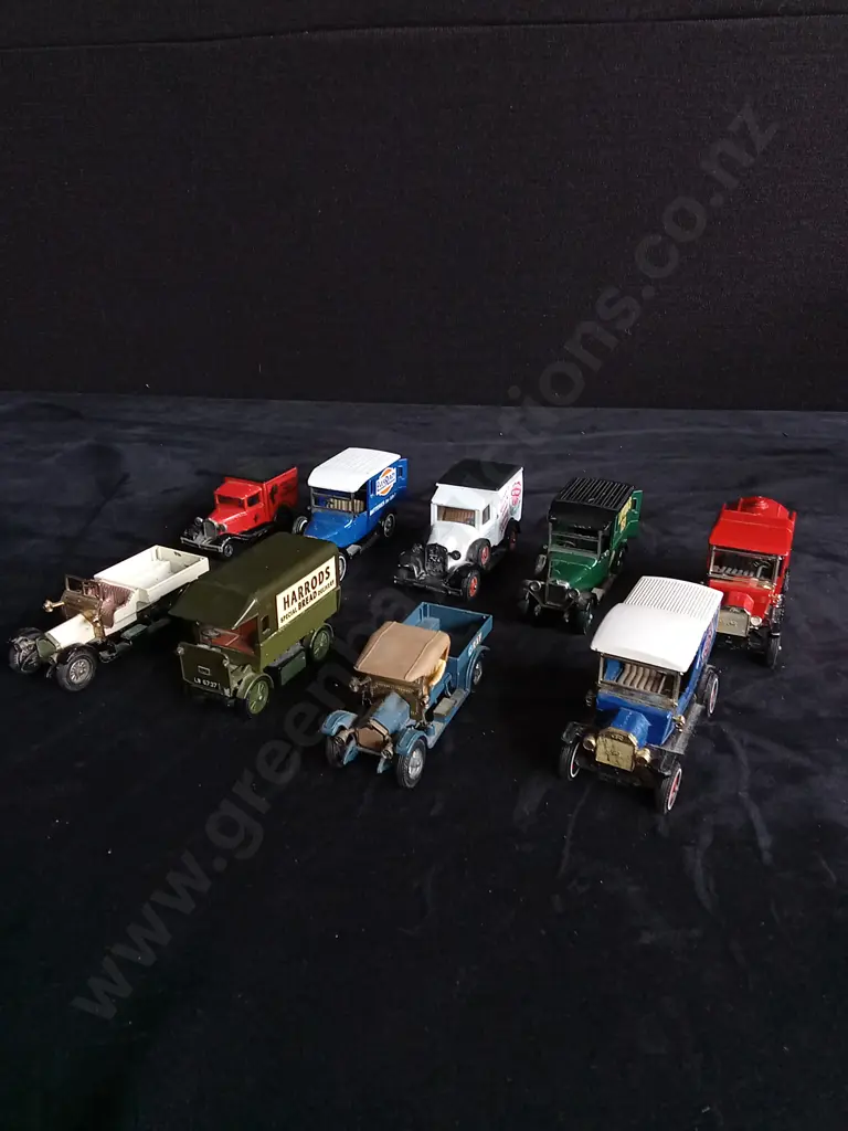 9 1:64 SCALE MATCHBOX DIECAST VEHICLES Image 1++