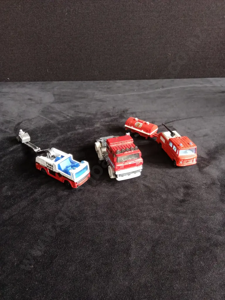 10 FIRETRUCK MODELS Image 1++