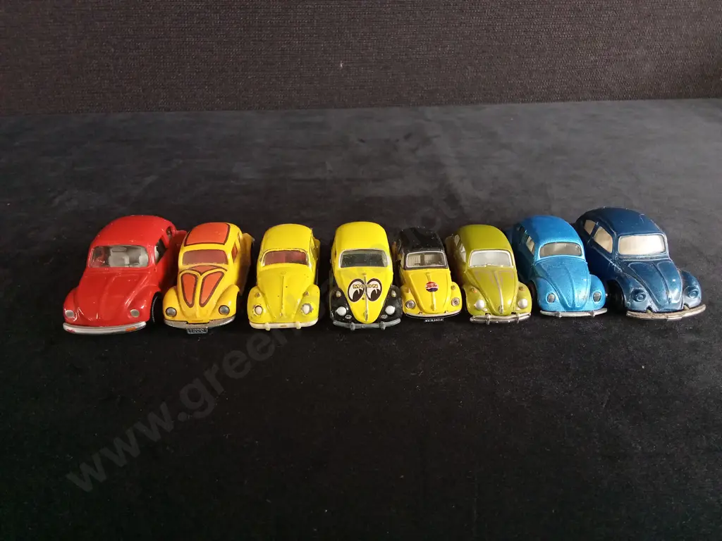 8 VOLKSWAGEN BEETLES UNBOXED Image 1++