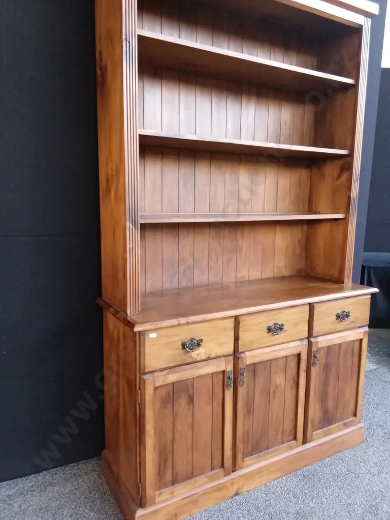 WOODEN HUTCH DRESSER 2.9M H X 1.2W Image 1++