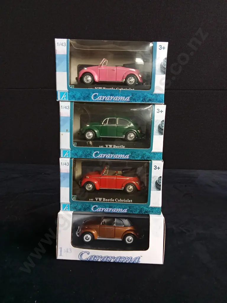 4 1:43 SCALE CARARAMA VOLKSWAGEN BEETLE MODELS, BOXED Image 1++