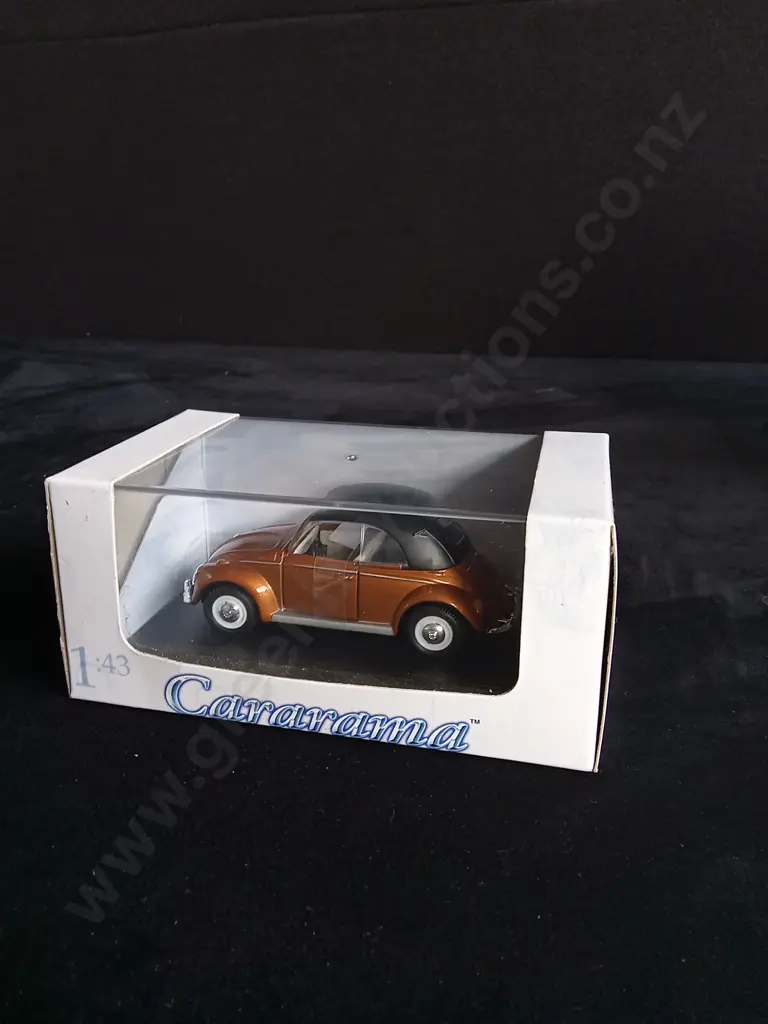4 1:43 SCALE CARARAMA VOLKSWAGEN BEETLE MODELS, BOXED Image 1++