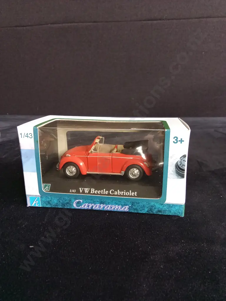4 1:43 SCALE CARARAMA VOLKSWAGEN BEETLE MODELS, BOXED Image 1++