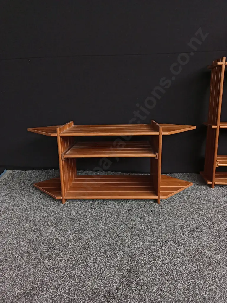 2 WOODEN SHELVES WITH MATCHING TABLE Image 1++