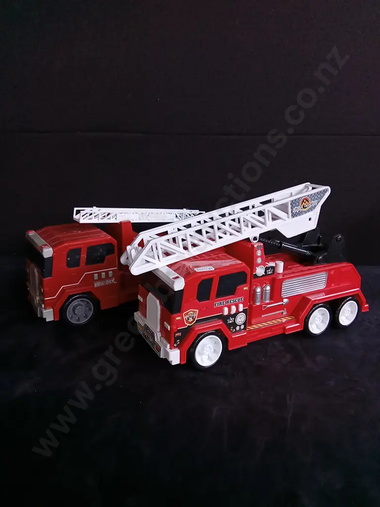 10 MODEL FIRETRUCKS Image 1++