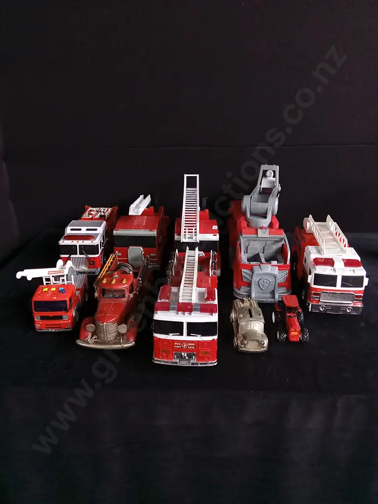 10 MODEL FIRETRUCKS Image 1++