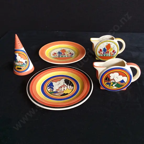 5 MOORLAND VINTAGE POTTERY ITEMS