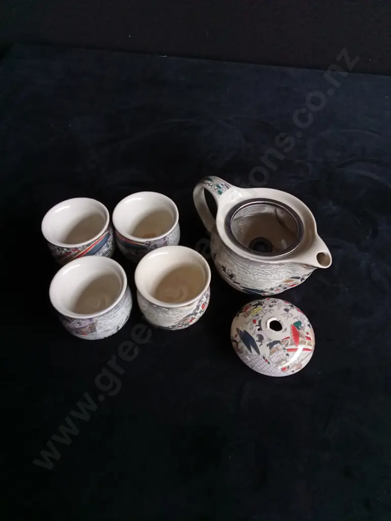 VINTAGE ORIENTAL TEA SET (SLIGHT DAMAGE) Image 1++