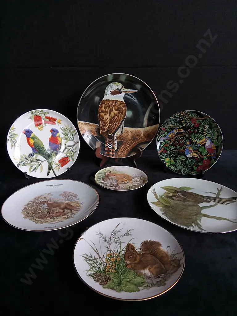 7 DECORATIVE ANIMAL PLATES Image 1++