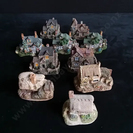 10 DECORATIVE HOUSE ORNAMENTS