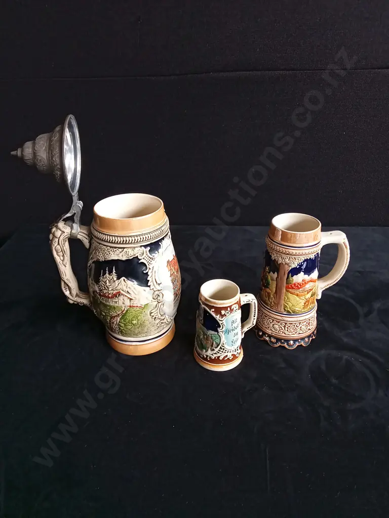 3 VINTAGE GERMAN STEINS Image 1++