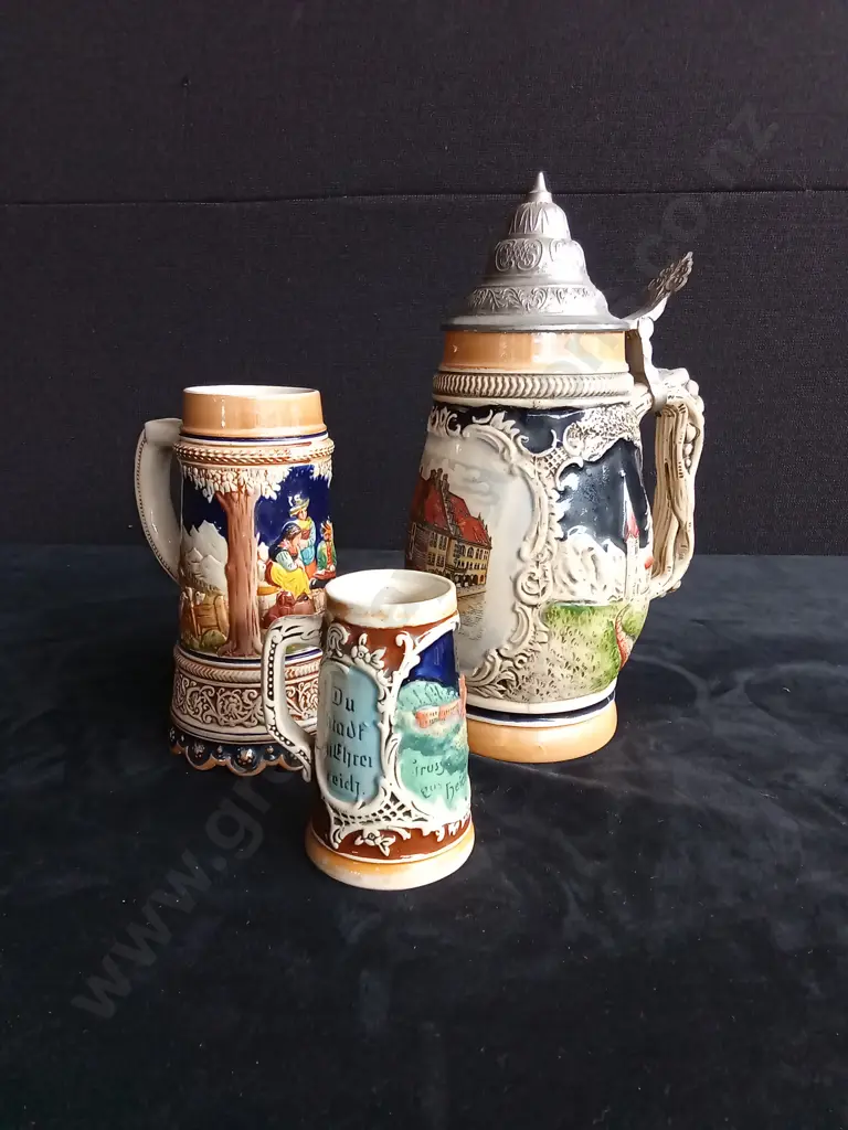 3 VINTAGE GERMAN STEINS Image 1++