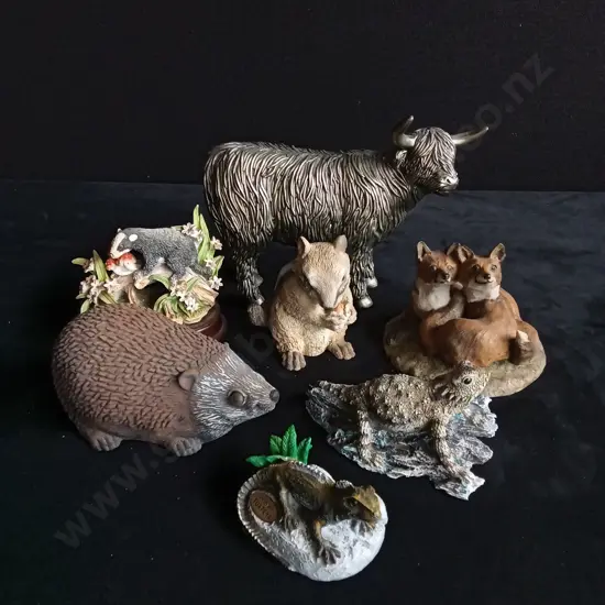 7 ORNAMENTAL ANIMALS