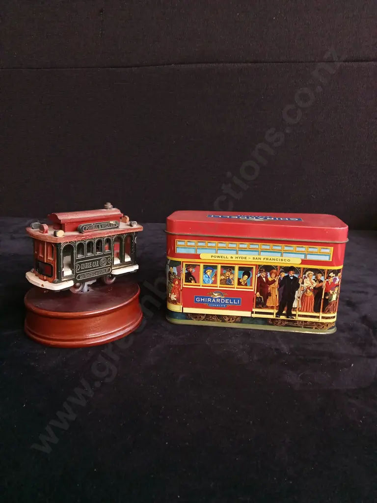 5 PIECE CABLE CAR MEMORABILIA Image 1++