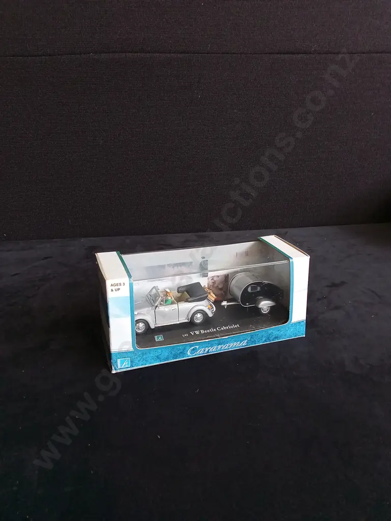 4 CARARAMA AND MAISTO DESIGN VOLKSWAGEN CARS VAN AND BUS WITH CARAVAN BOXED Image 1++