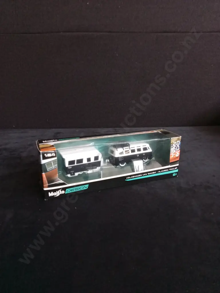 4 CARARAMA AND MAISTO DESIGN VOLKSWAGEN CARS VAN AND BUS WITH CARAVAN BOXED Image 1++