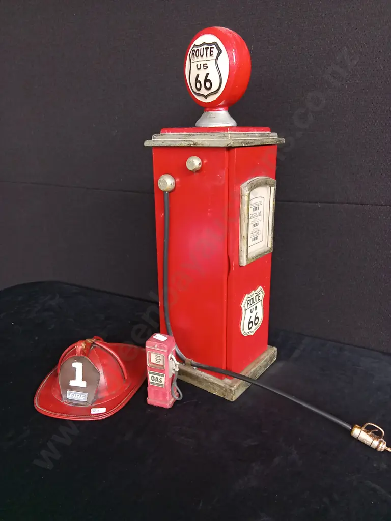 3 PIECE GAS PUMPS AND FIREMAN HAT HOME DECOR Image 1++