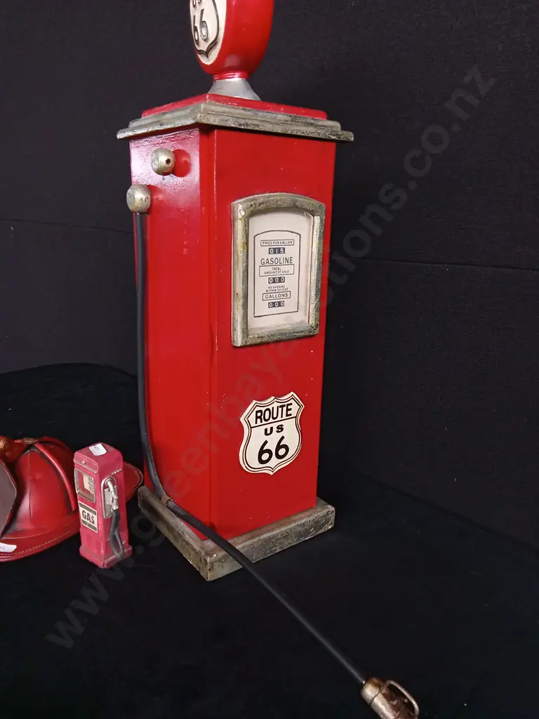 3 PIECE GAS PUMPS AND FIREMAN HAT HOME DECOR Image 1++