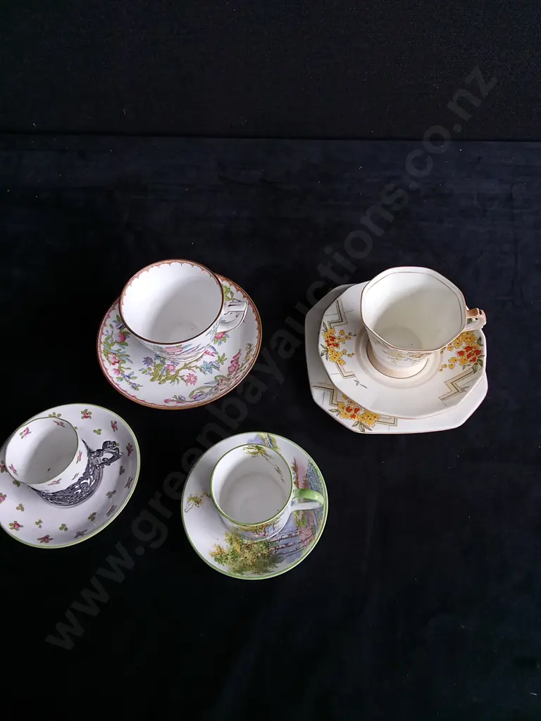 4 TEA CUP AND SAUCER SETS Image 1++