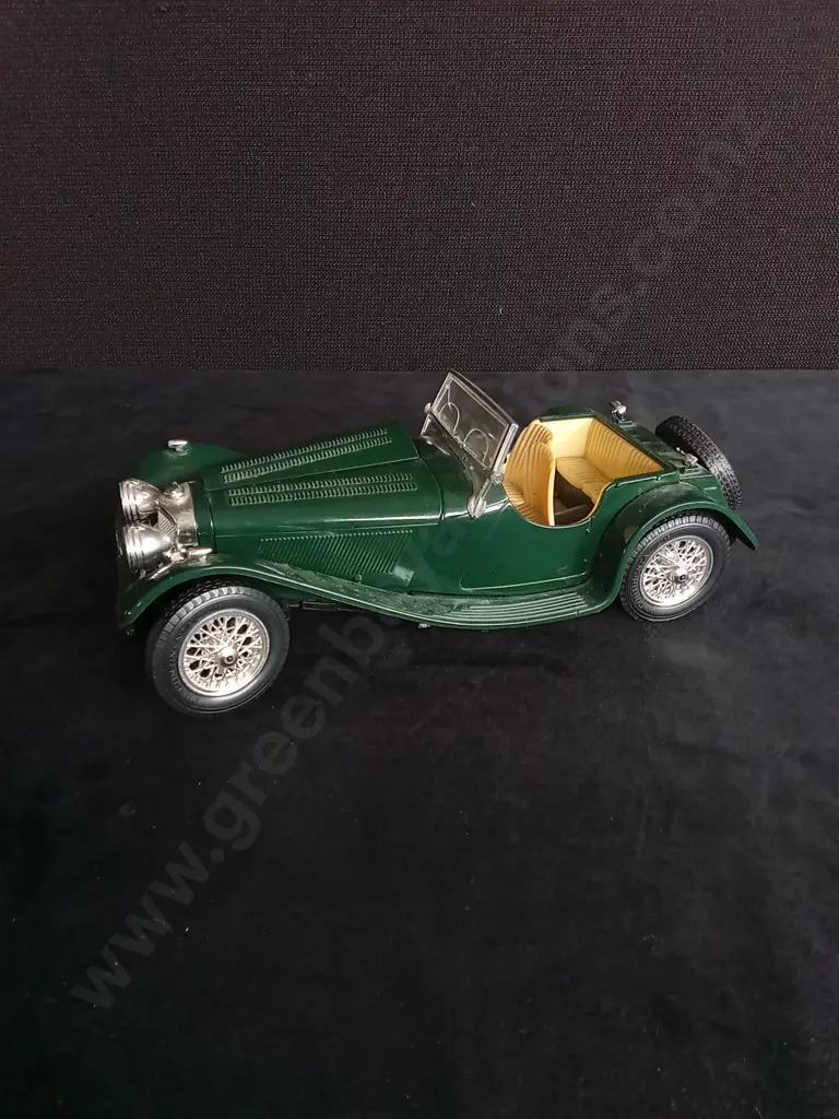 1 X 1:18 BURGO 1937 JAGUAR SS 100 MODEL NO BOX Image 1++