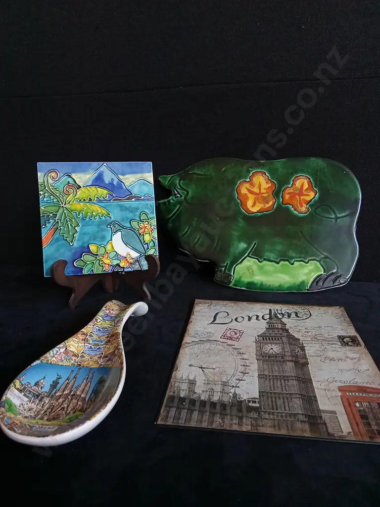 4 PIECES TRAVEL HOME DECOR Image 1++