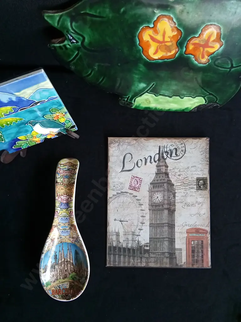 4 PIECES TRAVEL HOME DECOR Image 1++