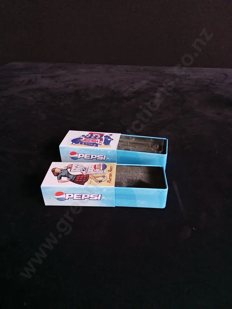 5 COLLECTABLE CAR BOXES, EMPTY Image 1++