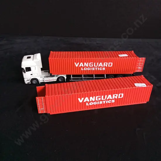 1:24 SCALE DIECAST VANGUARD CONTAINER AND TRUCK MODELS