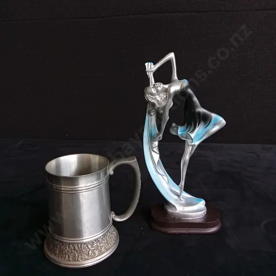 2 PIECES SILVER HOME DECOR STATUE AND CUP