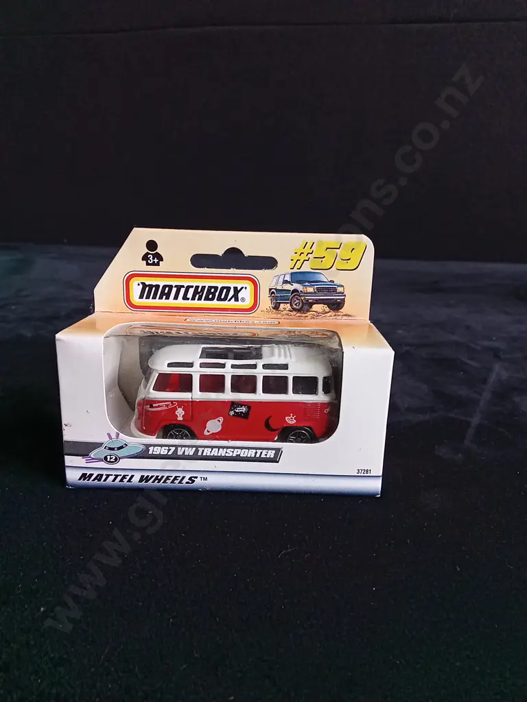 5 X 1:64 SCALE MATCHBOX VOLKSWAGEN MODELS, BOXED Image 1++