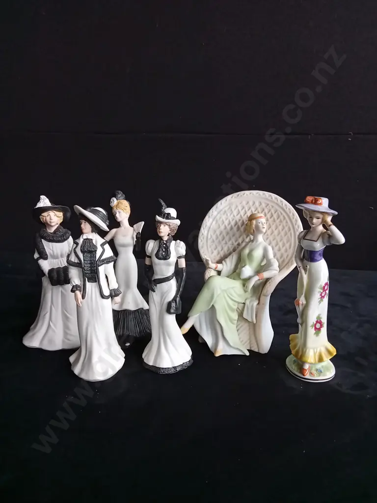 6 PORCELAIN LADY FIGURES TALLEST 21CM Image 1++